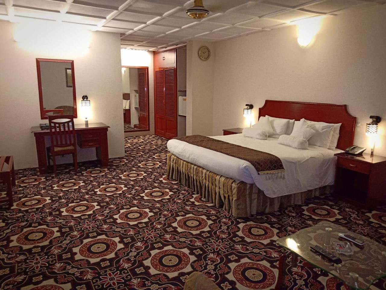 Indus Hotel Hyderabad Luaran gambar