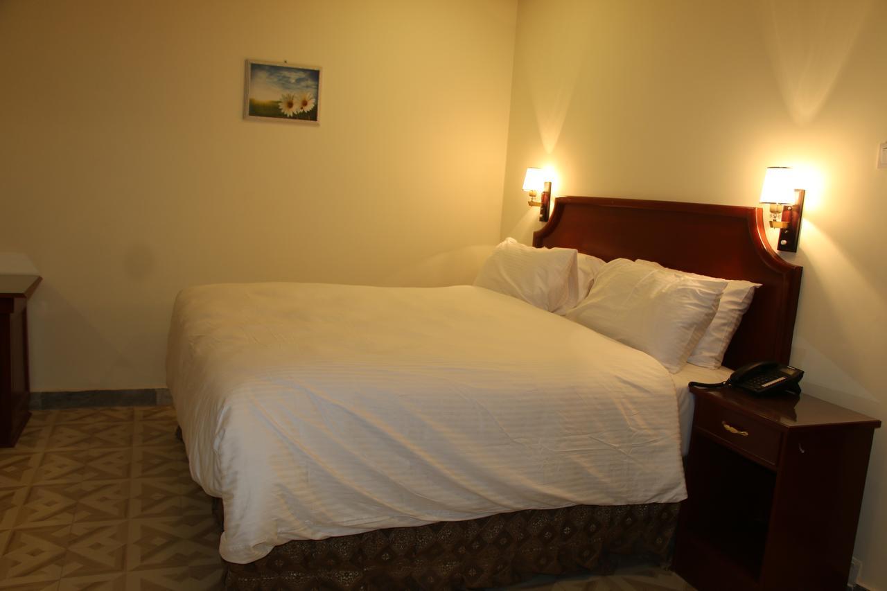 Indus Hotel Hyderabad Luaran gambar